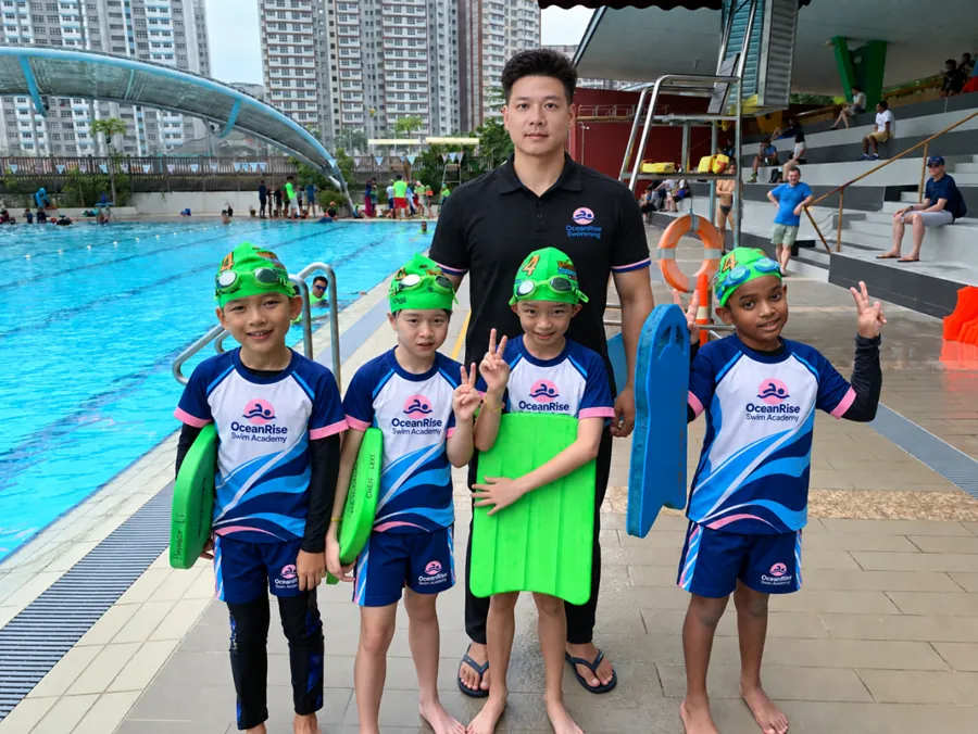 Teen swimmer class